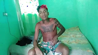O NOVINHO PICUDO E O NOVINHO VOYEUR. Soltando leite para vocês